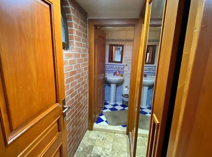 Atroa فيلة بورصة